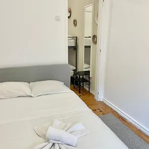 Aconchego Proximo Ao Aeroporto Lisbona